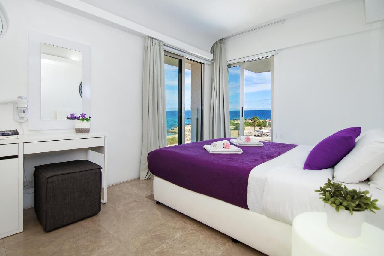 Apartment Josephine - Beachfront Protaras Exteriör bild